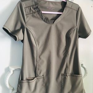 Cherokee infinity scrub set